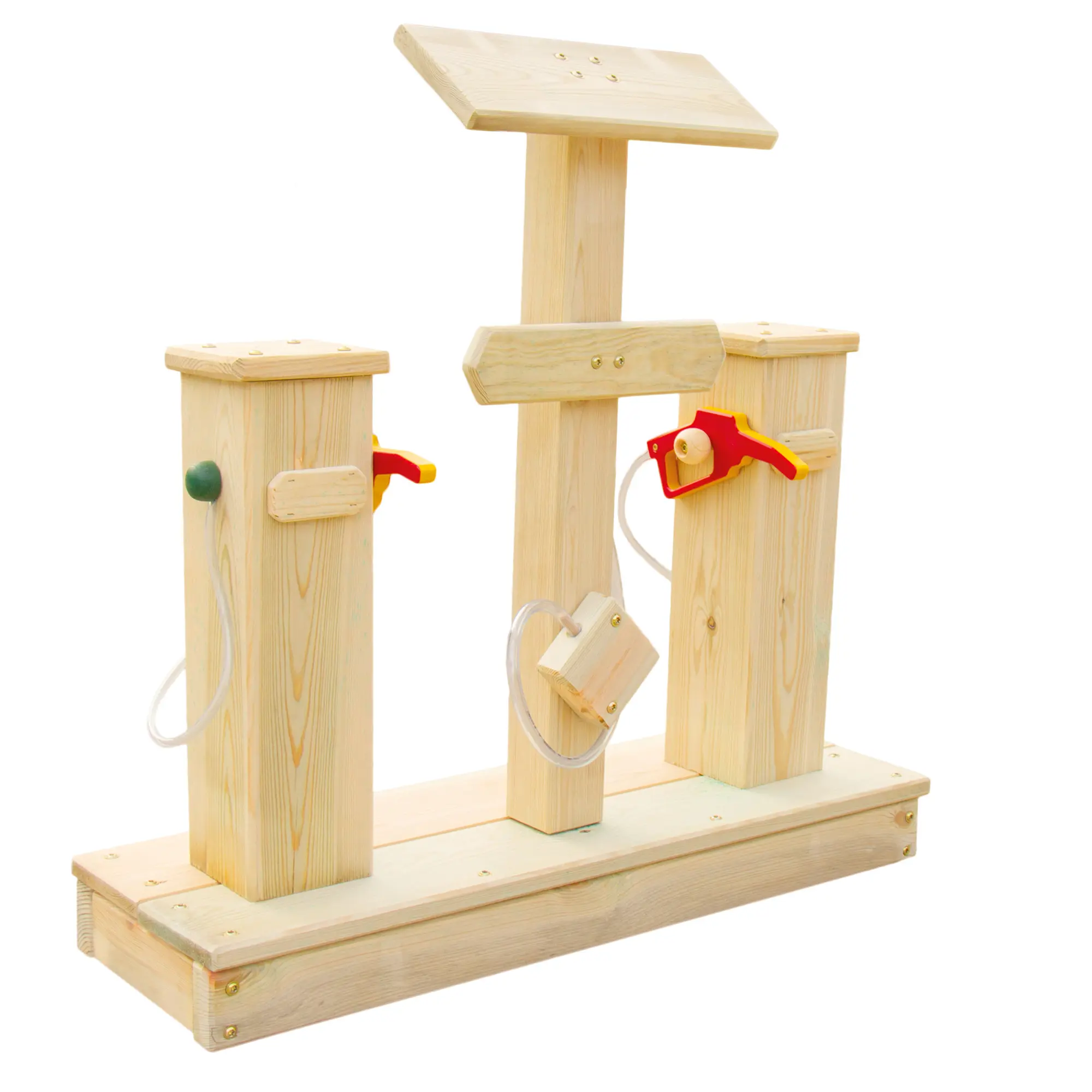 Tankstelle aus Holz für den Kindergarten