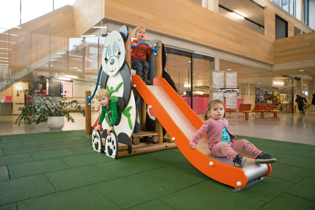 Rutsche Pinguin u.Panda