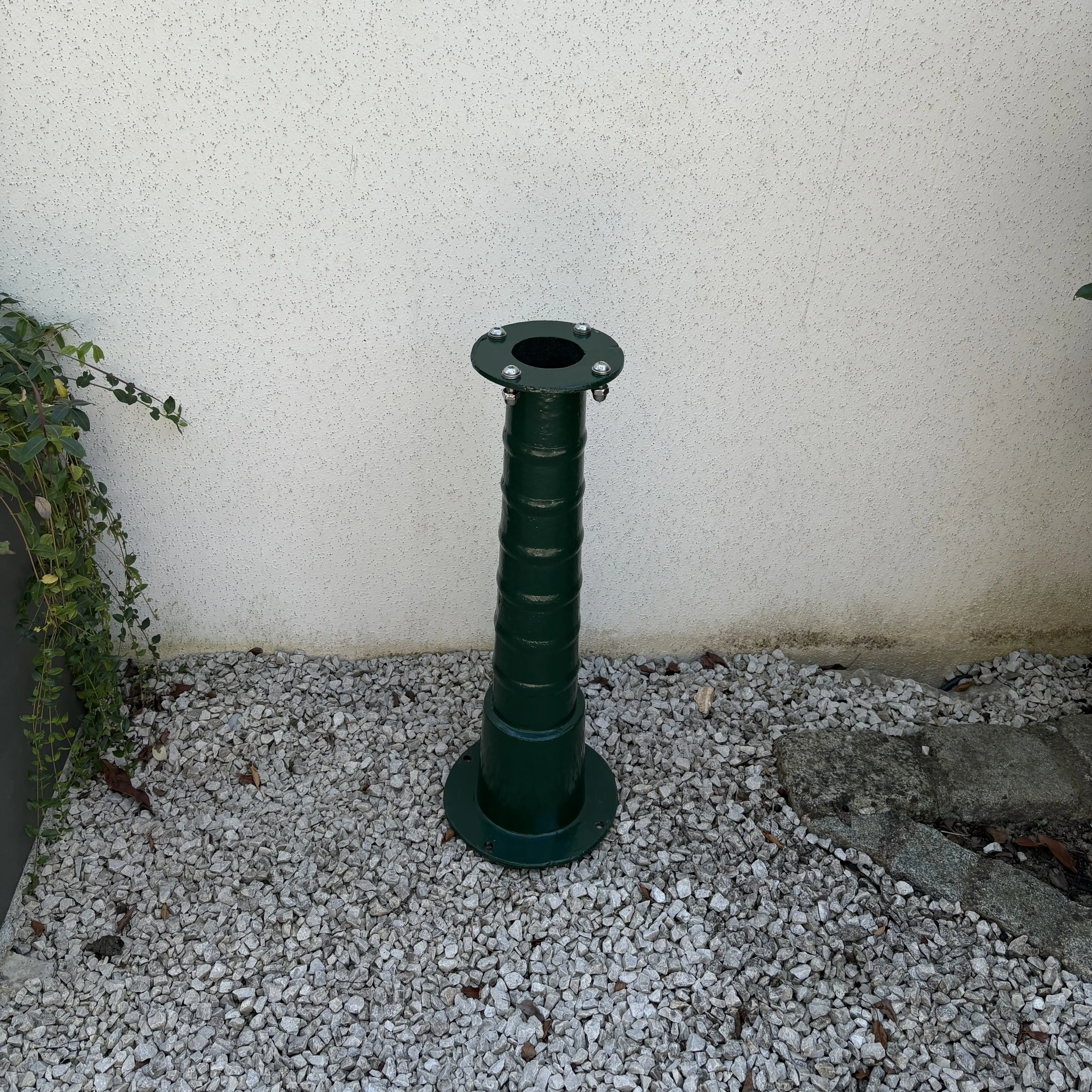 Pumpenständer 70 cm moosgrün