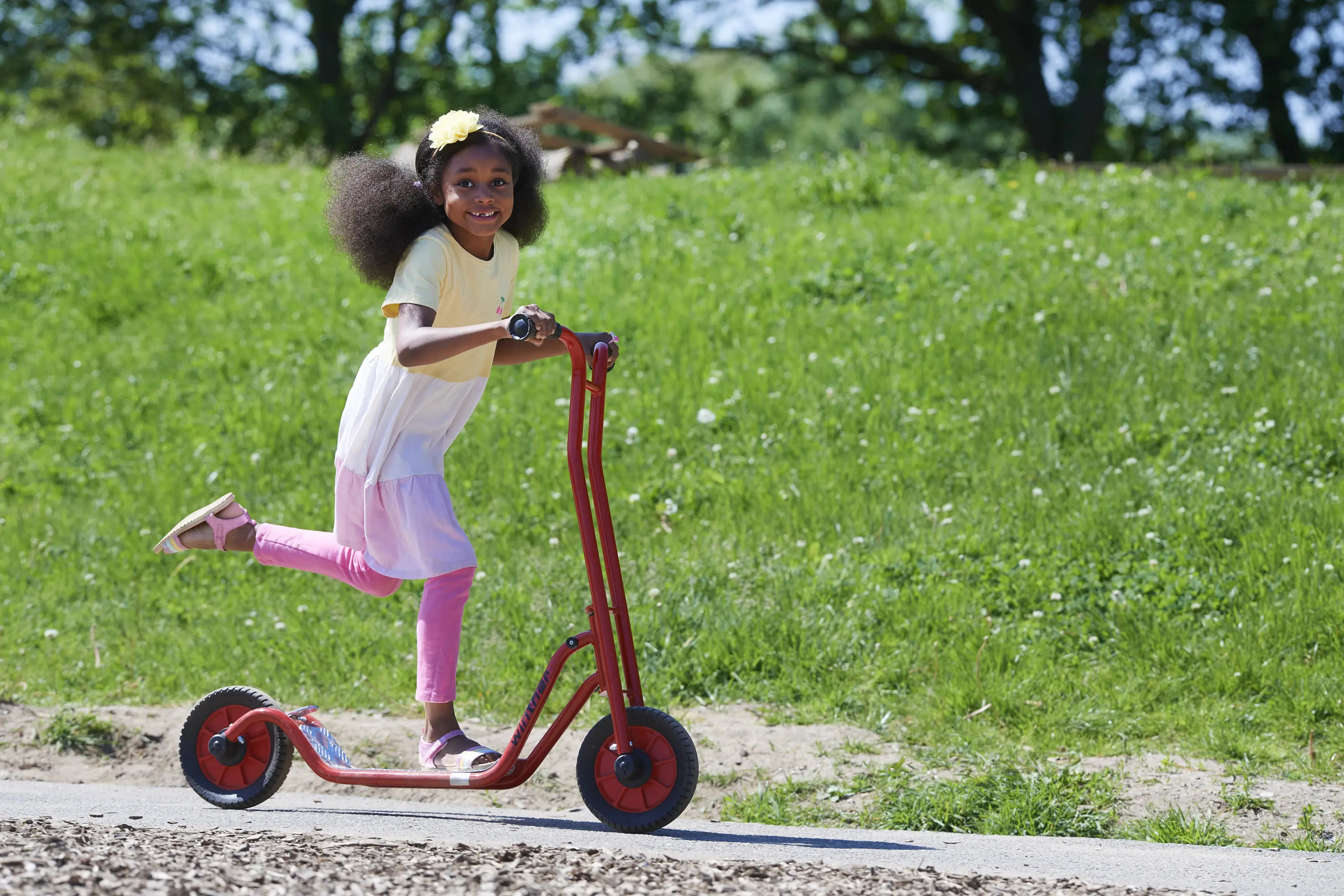 Roller Maxi mit Fußbremse Winther