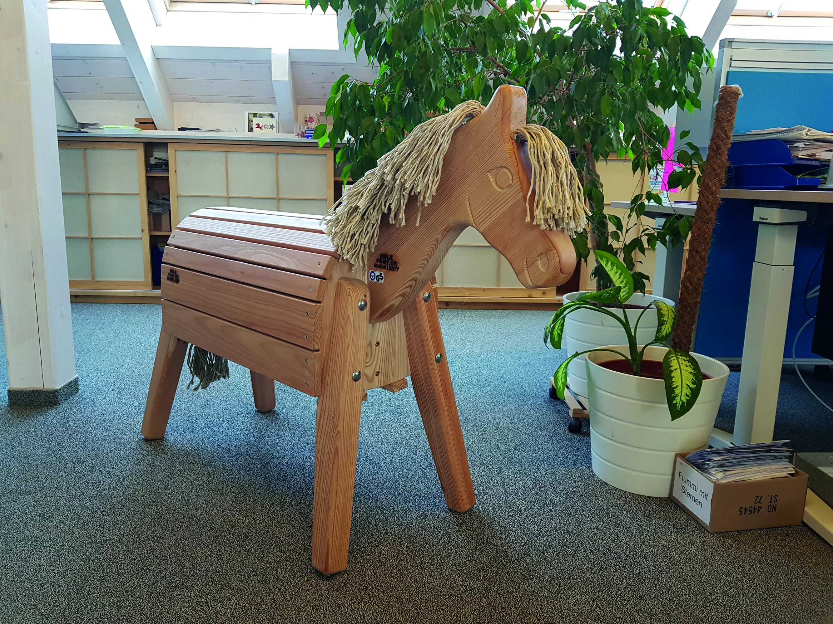Holzpony Matilda klein TÜV/GS geprüft