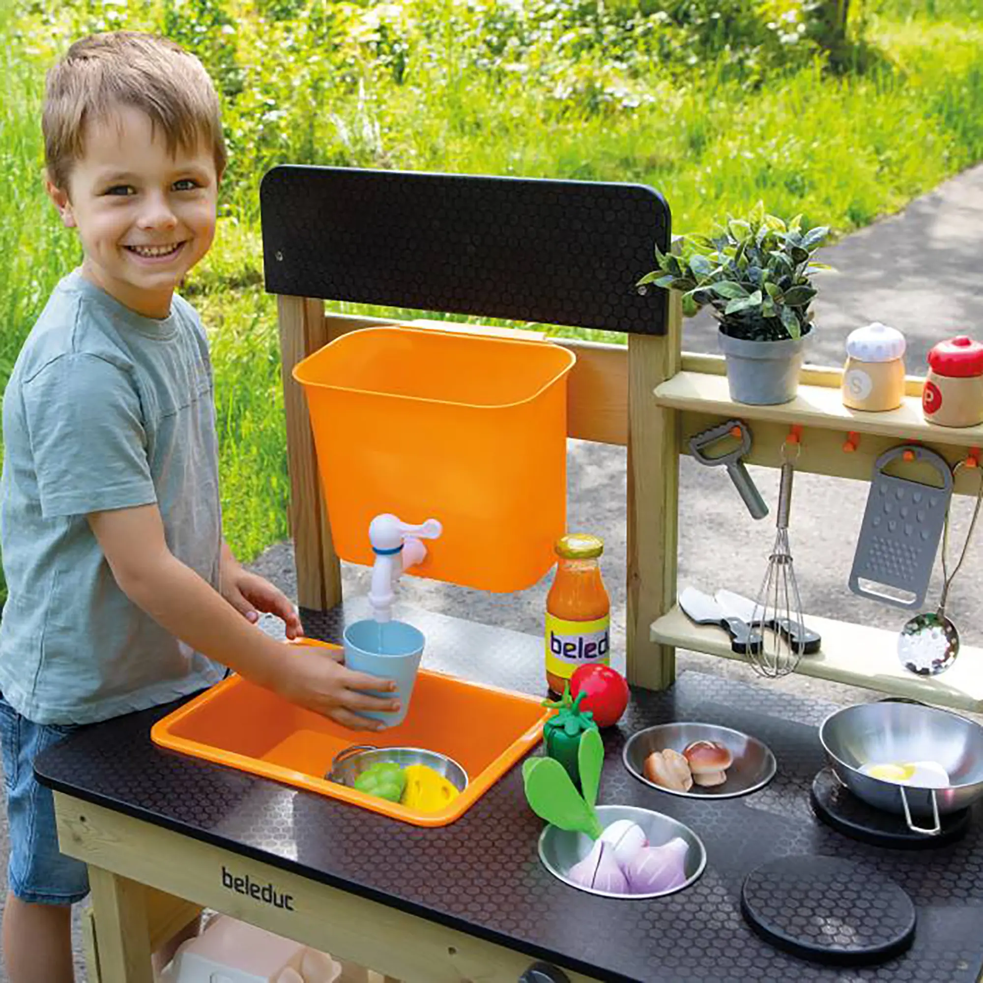 Outdoor Spielküche