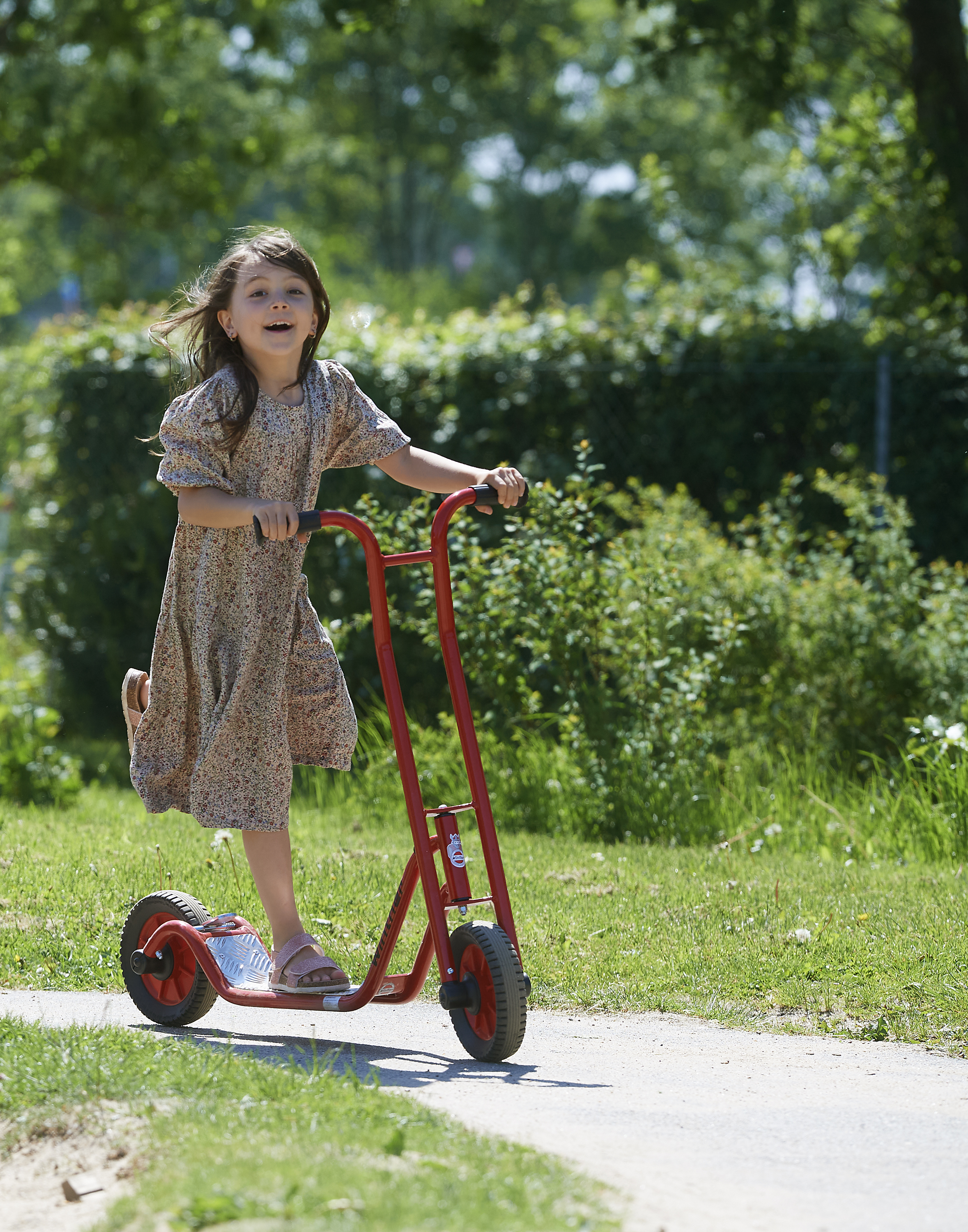 Roller Maxi mit Fußbremse Winther