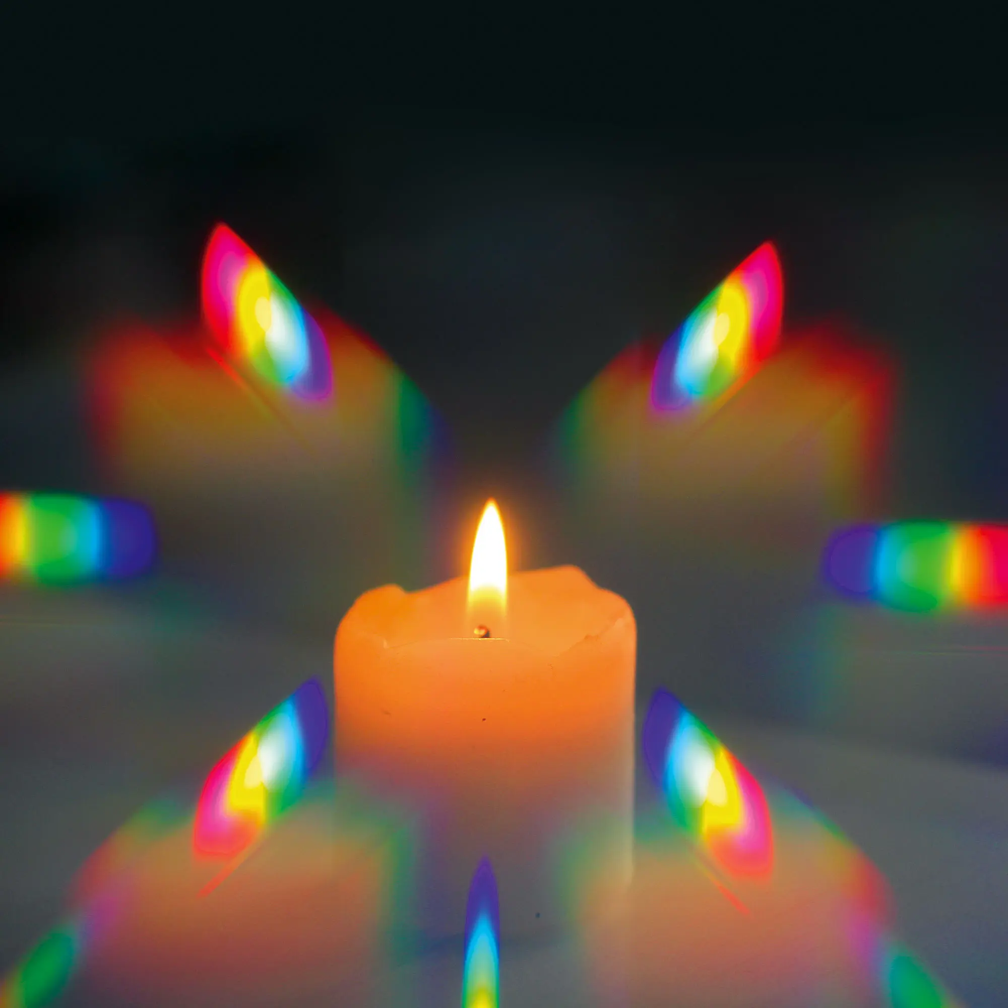 Regenbogengucker mit Sicherheits-Halskette