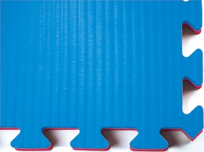 Fallschutzmatte für den Innenbereich blau/rot