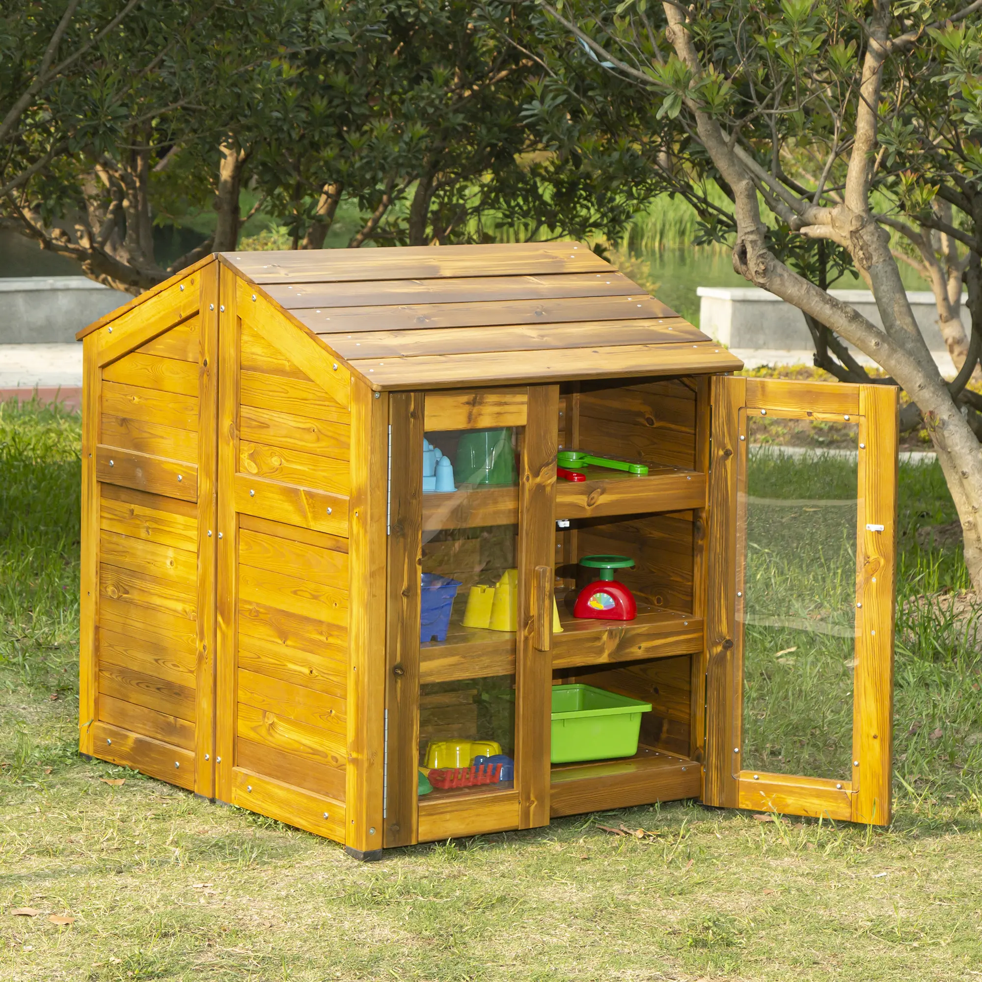 Spielzeugschrank mit transparenten Türen