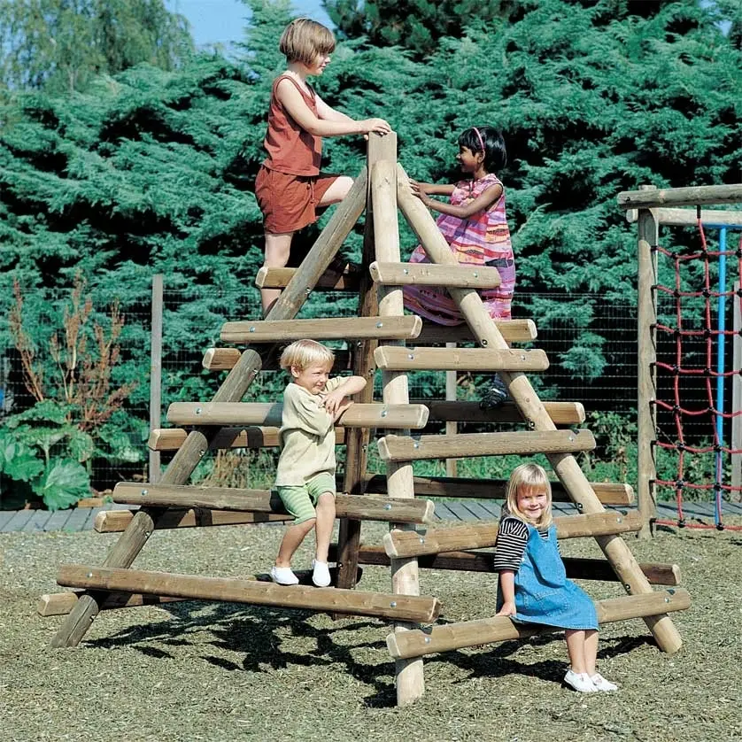 Kletterpyramide