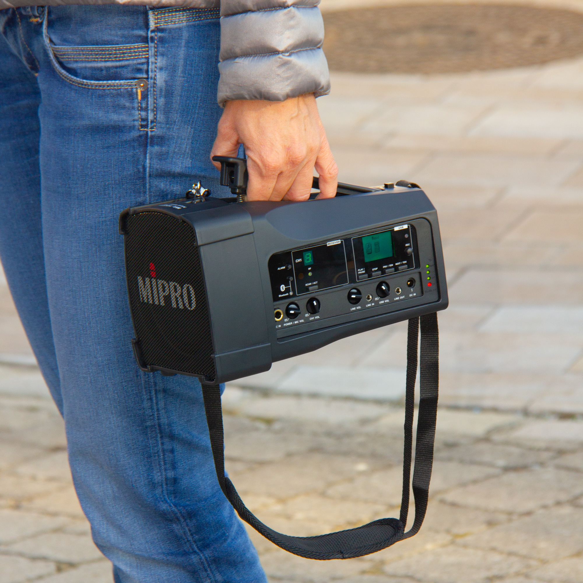 Mobiles Profi-Lautsprecher-Set