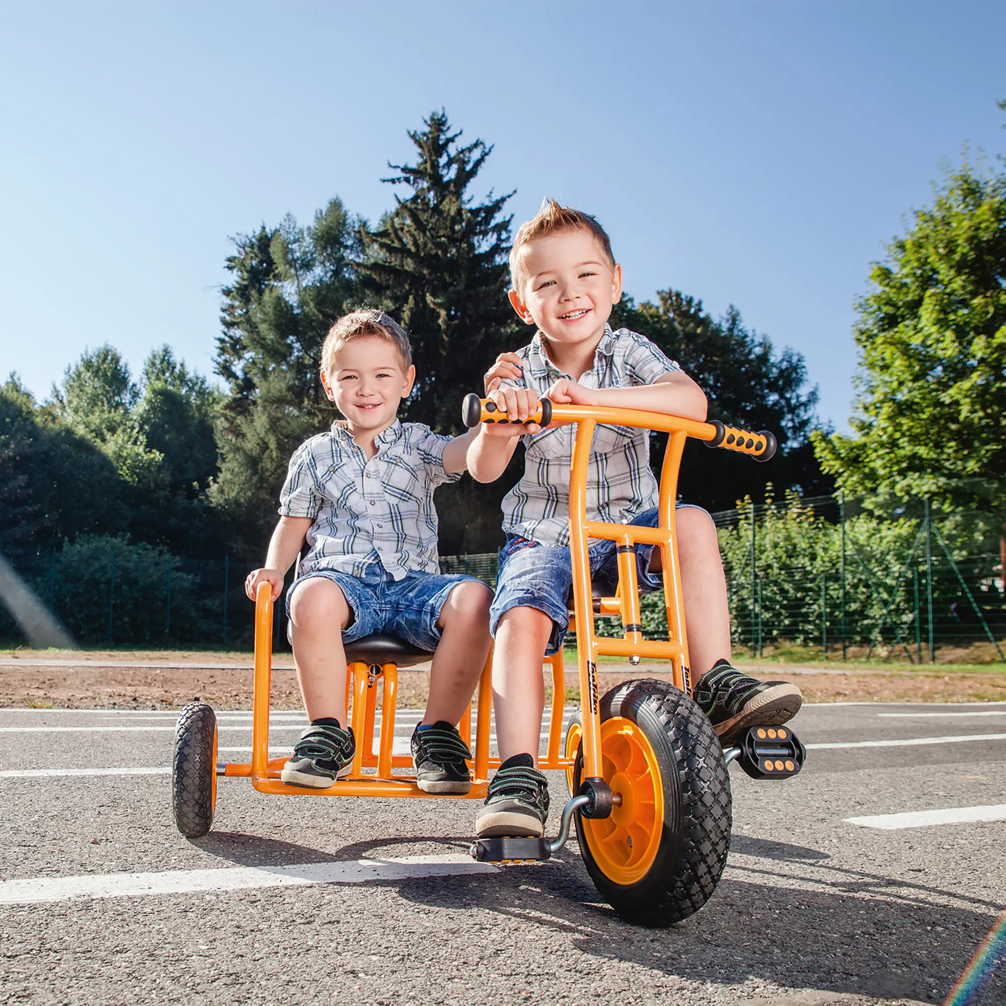 Dreirad mit Seitenwagen TopTrike