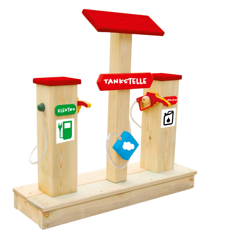 Tankstelle aus Holz für den Kindergarten