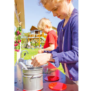 Matschküche massiv mit Pumpe "Flow"