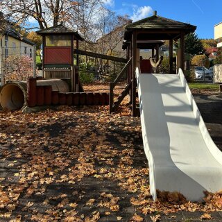 Edelstahlrutsche für Podest und Hang Breite 100 cm