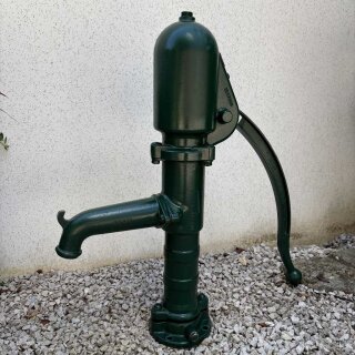 Saug- und Druckpumpe für Matschanlagen