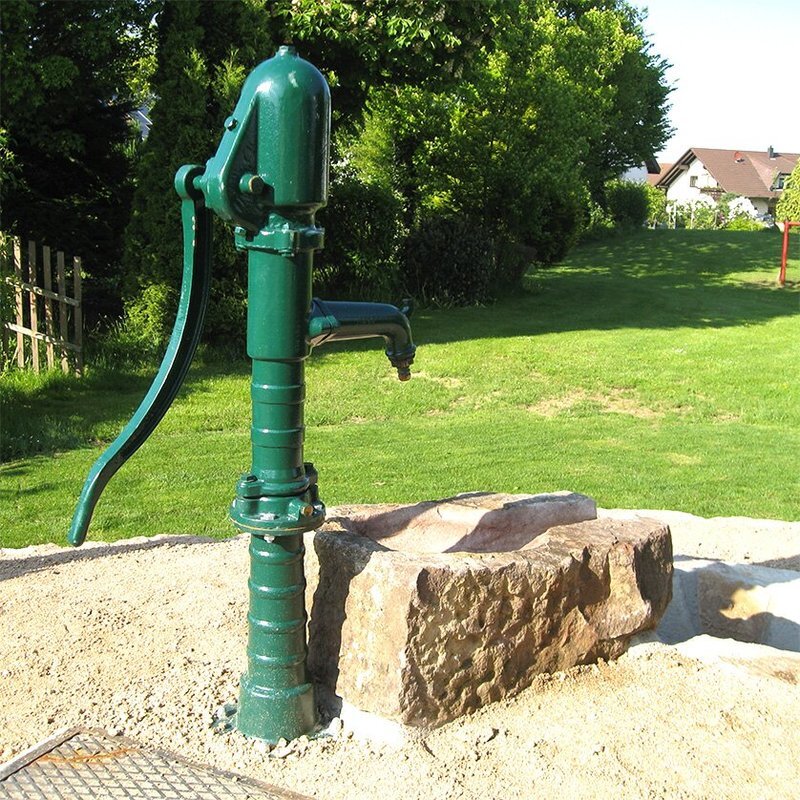 Pumpenständer 70 cm moosgrün