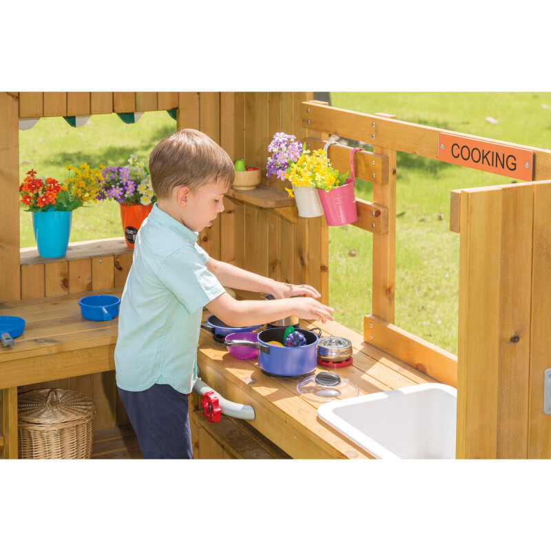 Outdoor Spielküche mit Pumpe