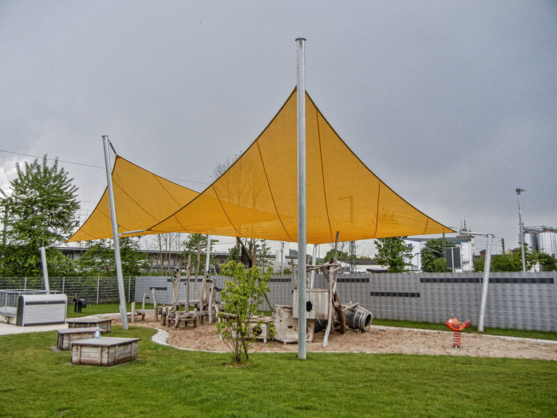 Vario Sonnenschutzanlagel Stahlkonstruktion | automatisches Aufrollen