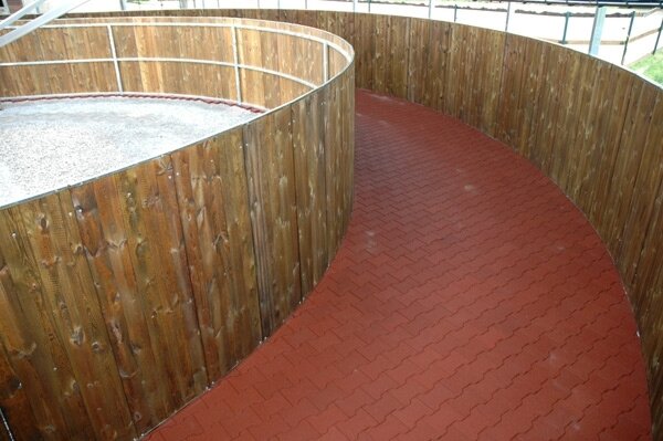 Verbundpflaster aus Gummigranulat / Gummifaser, ca. 20x16cm x 40mm