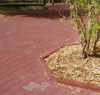 Verbundpflaster aus Gummigranulat / Gummifaser, ca. 20x16cm x 40mm