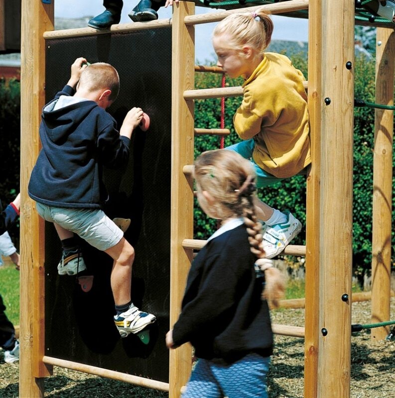 Aktions- Relax- und Klettergerüst